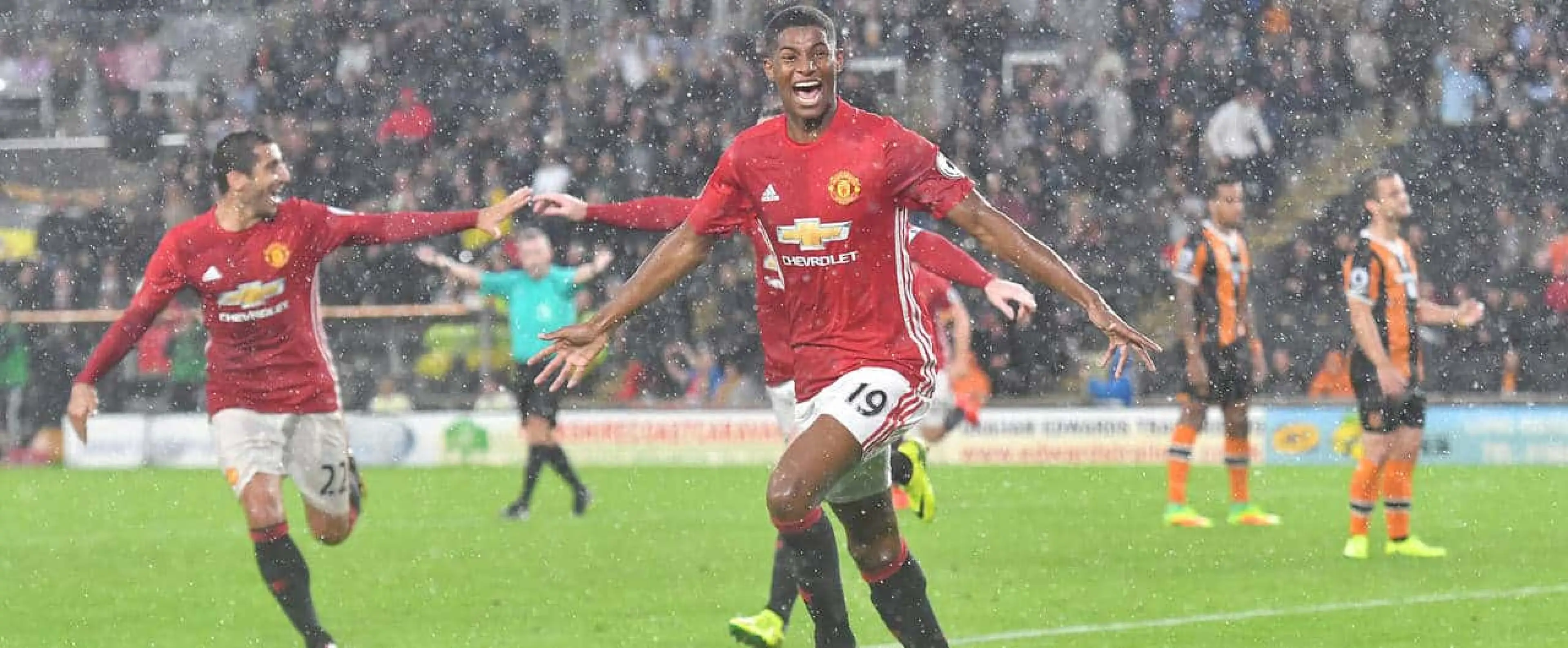 A Man Utd price boost is the subject of Coral's latest new customer offer.