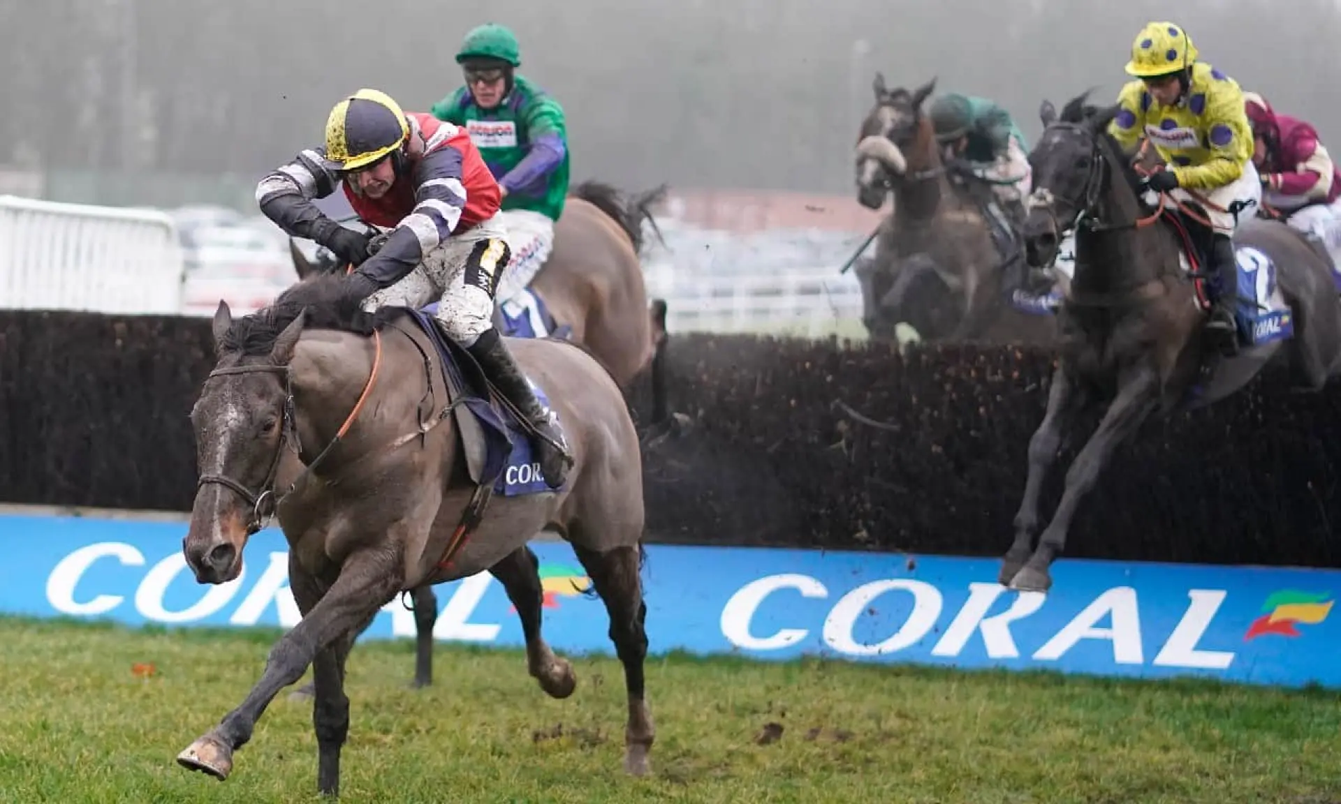 Potters Corner, Coral Welsh Grand National