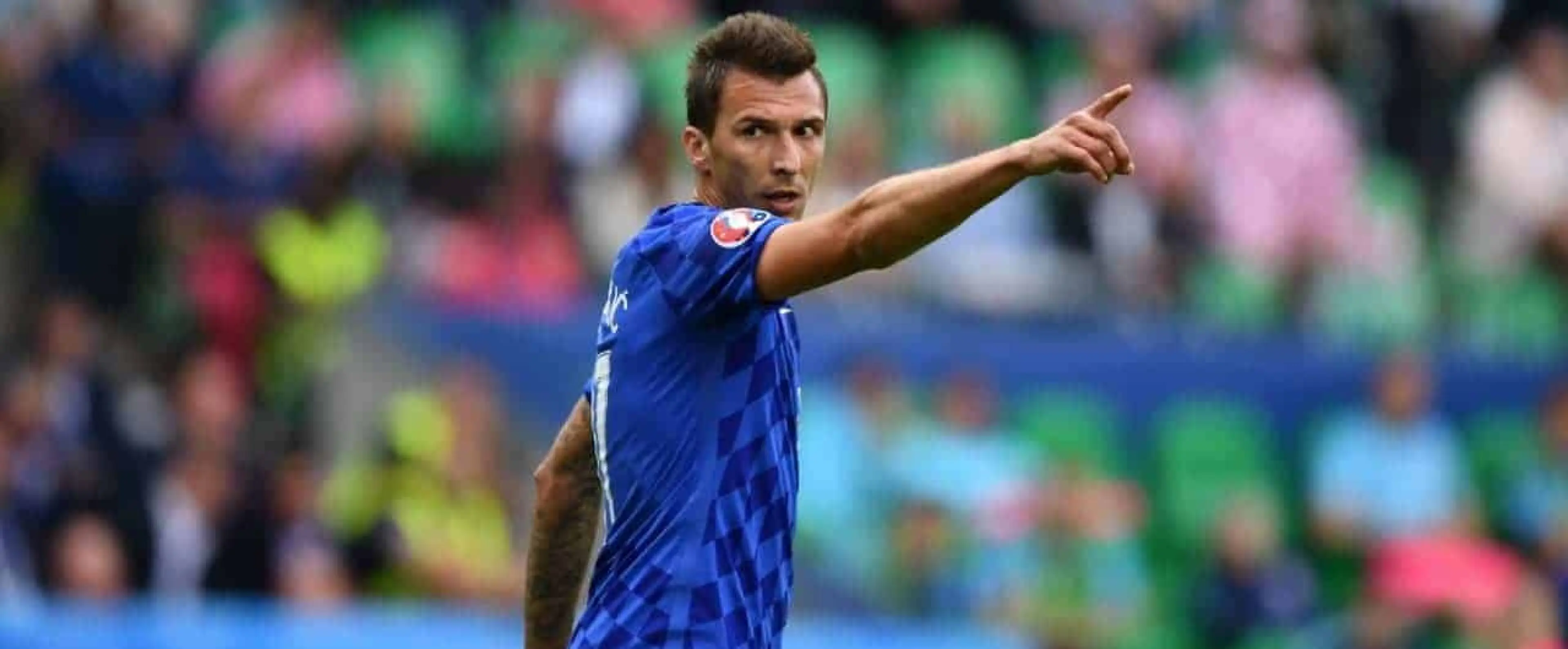 West Ham make Mandzukic move