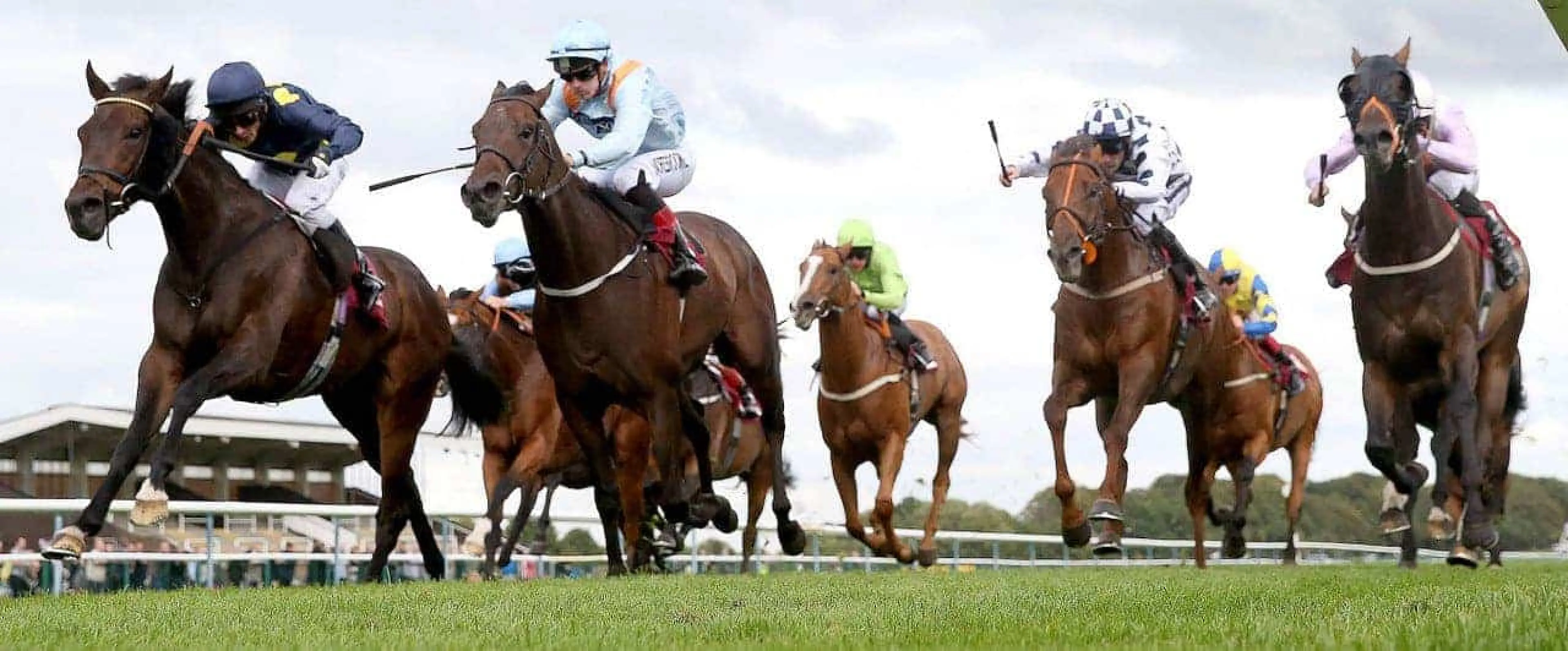 Valley Of Fire bets are among Coral experts' Yarmouth tips for September 15th alongside Silent Assassin odds.