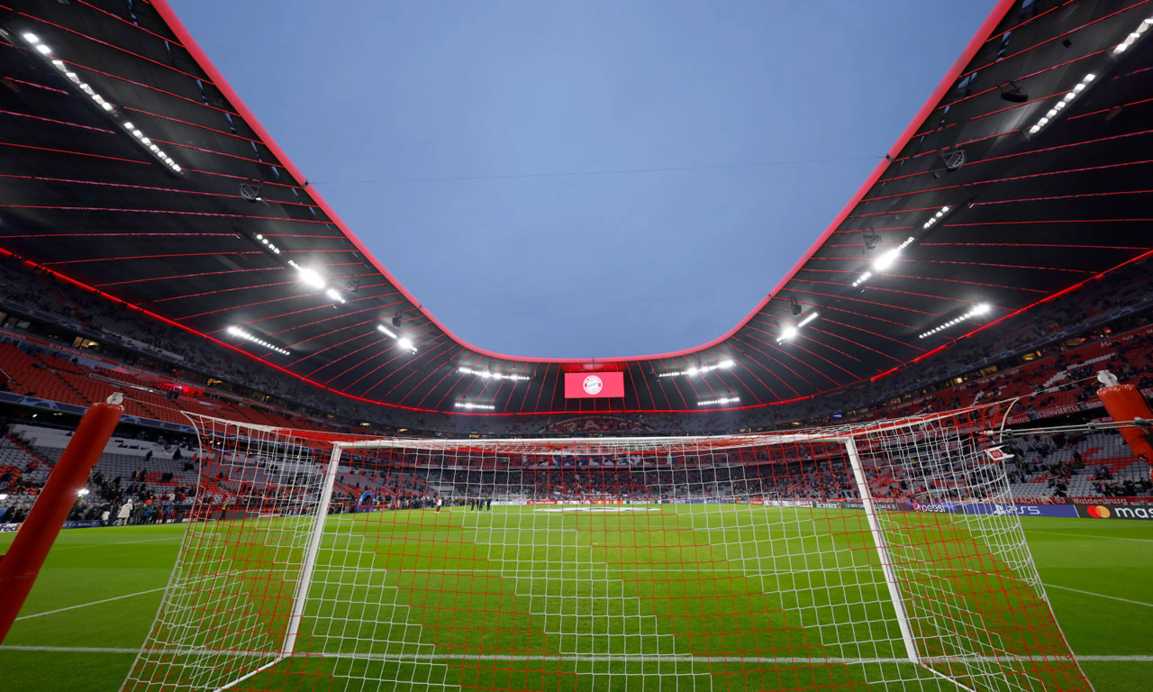 Bayern Munich, most expensive British players, football