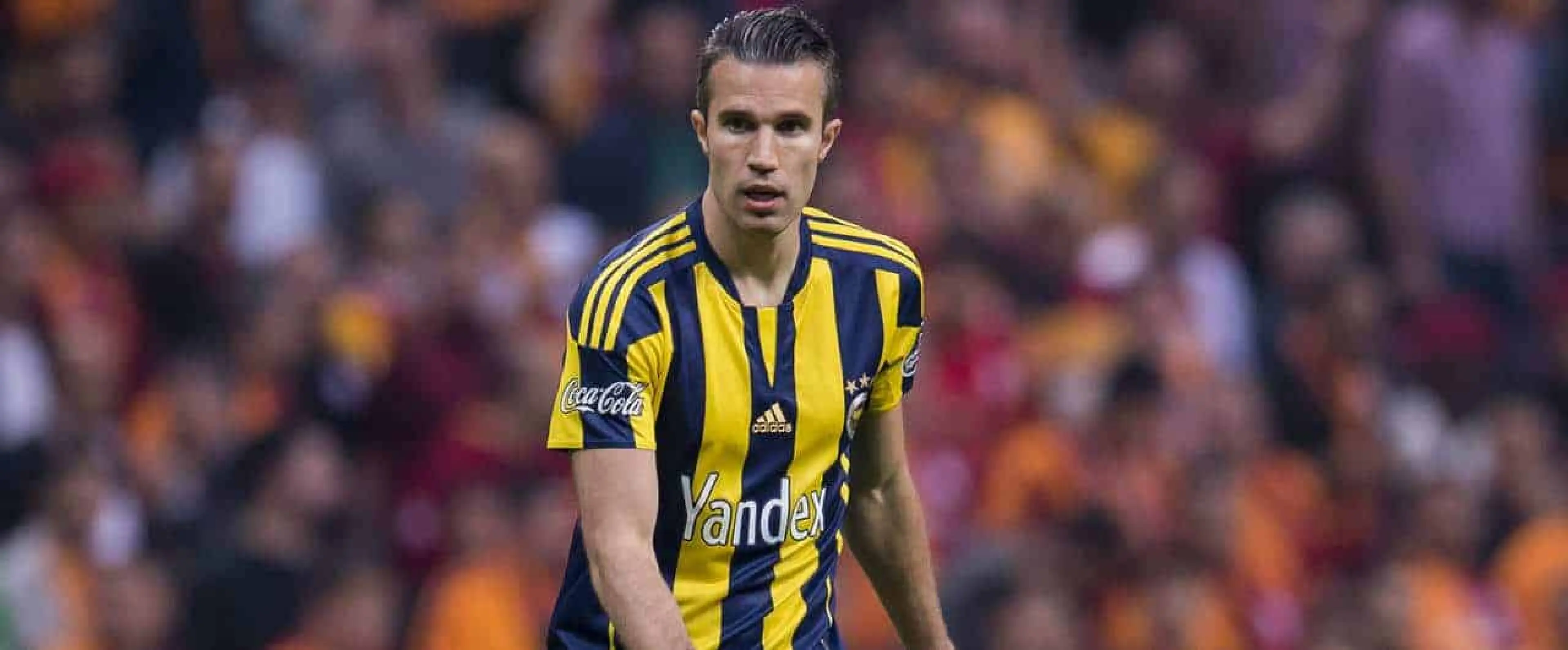 Robin van Persie's return features in our Man Utd Fenerbahce odds.