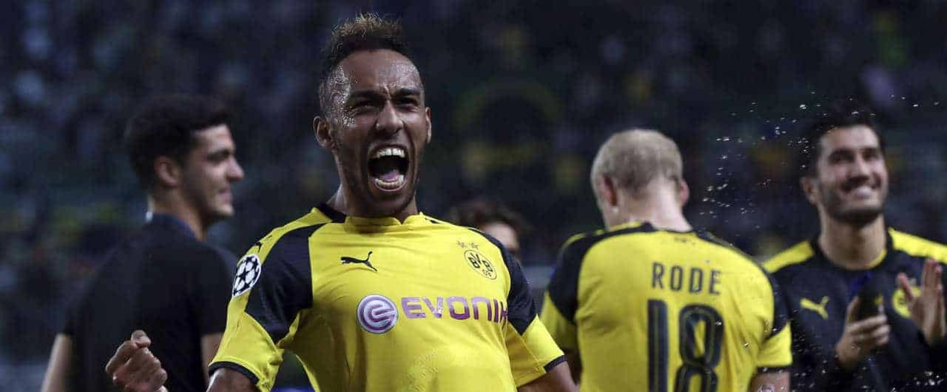 Man City want Aubameyang.