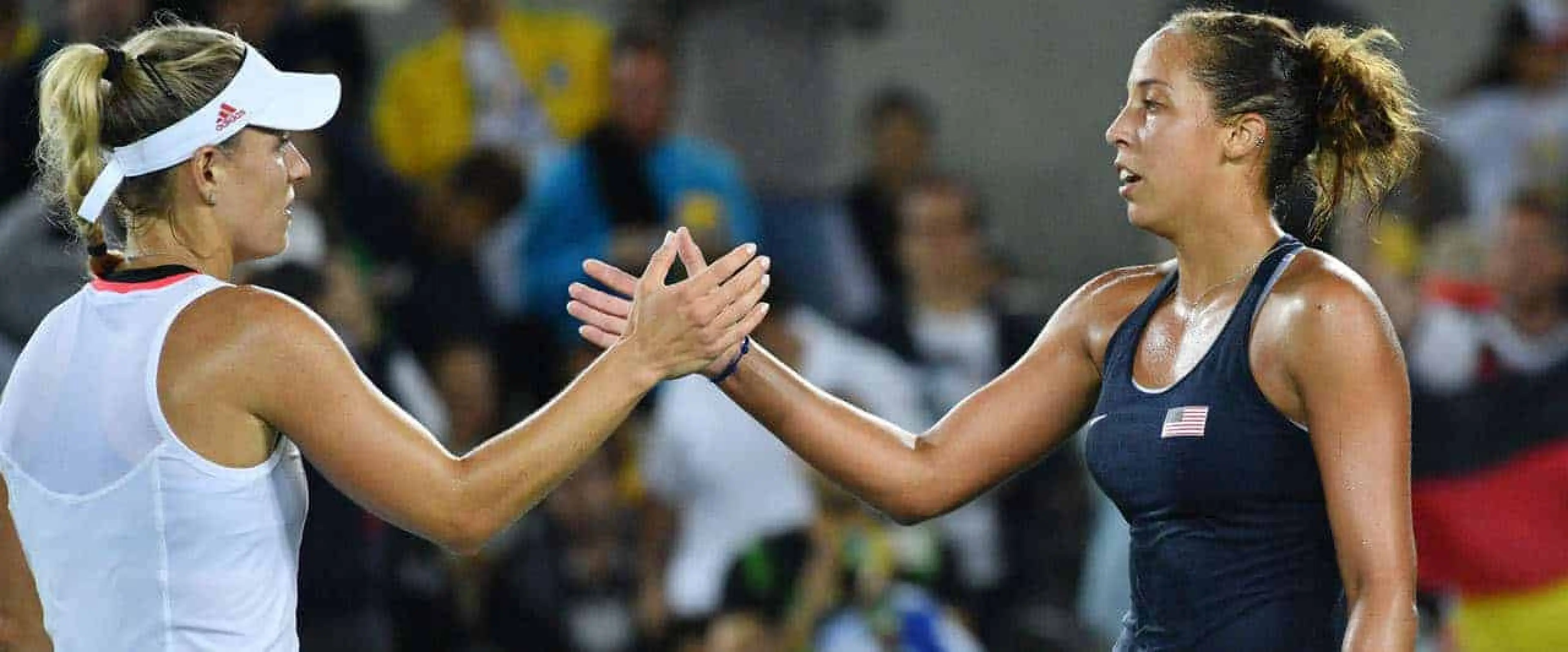 Kerber v Keys odds feature among Coral's 2016 WTA Finals Thursday tips and best day 5 bets.